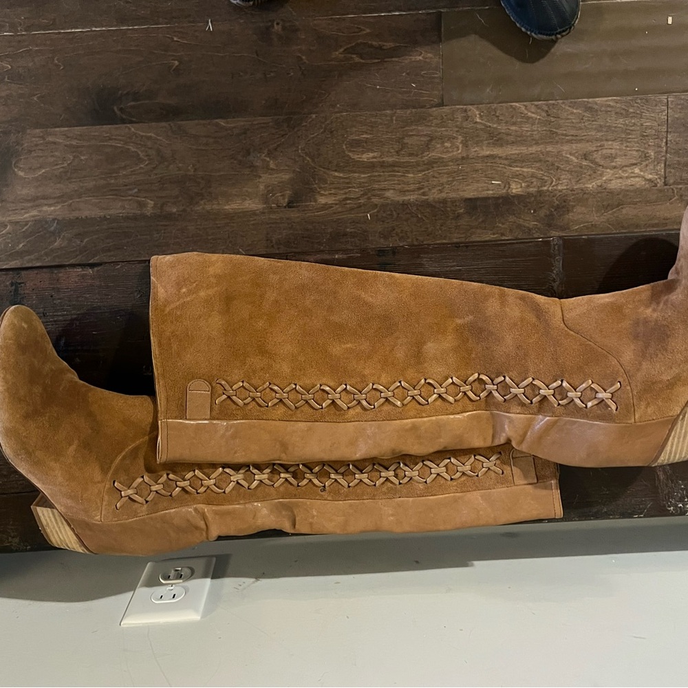 Gianni Bini suede knee high boots with great details